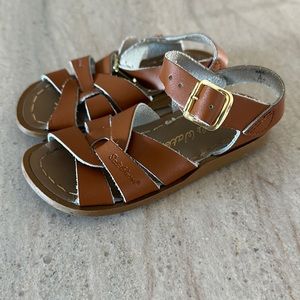 Saltwater sandals toddler baby size 7
